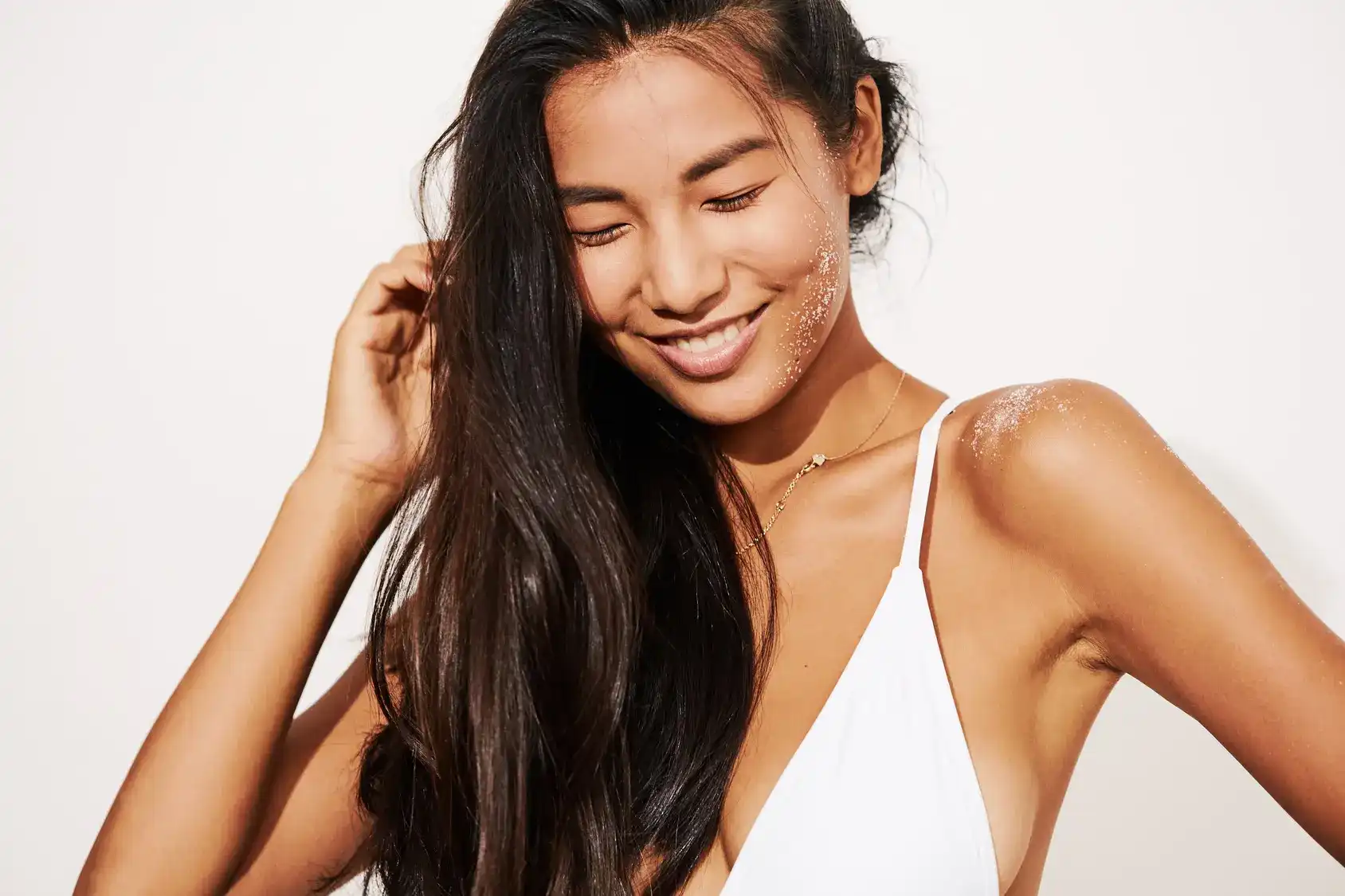 Warm Glow for Fall: Subtle Skin Smoothing After Summer